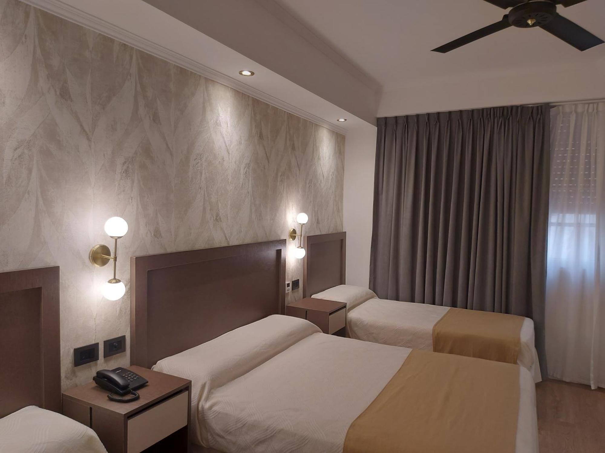 Hotel Internacional บัวโนสไอเรส ภายนอก รูปภาพ