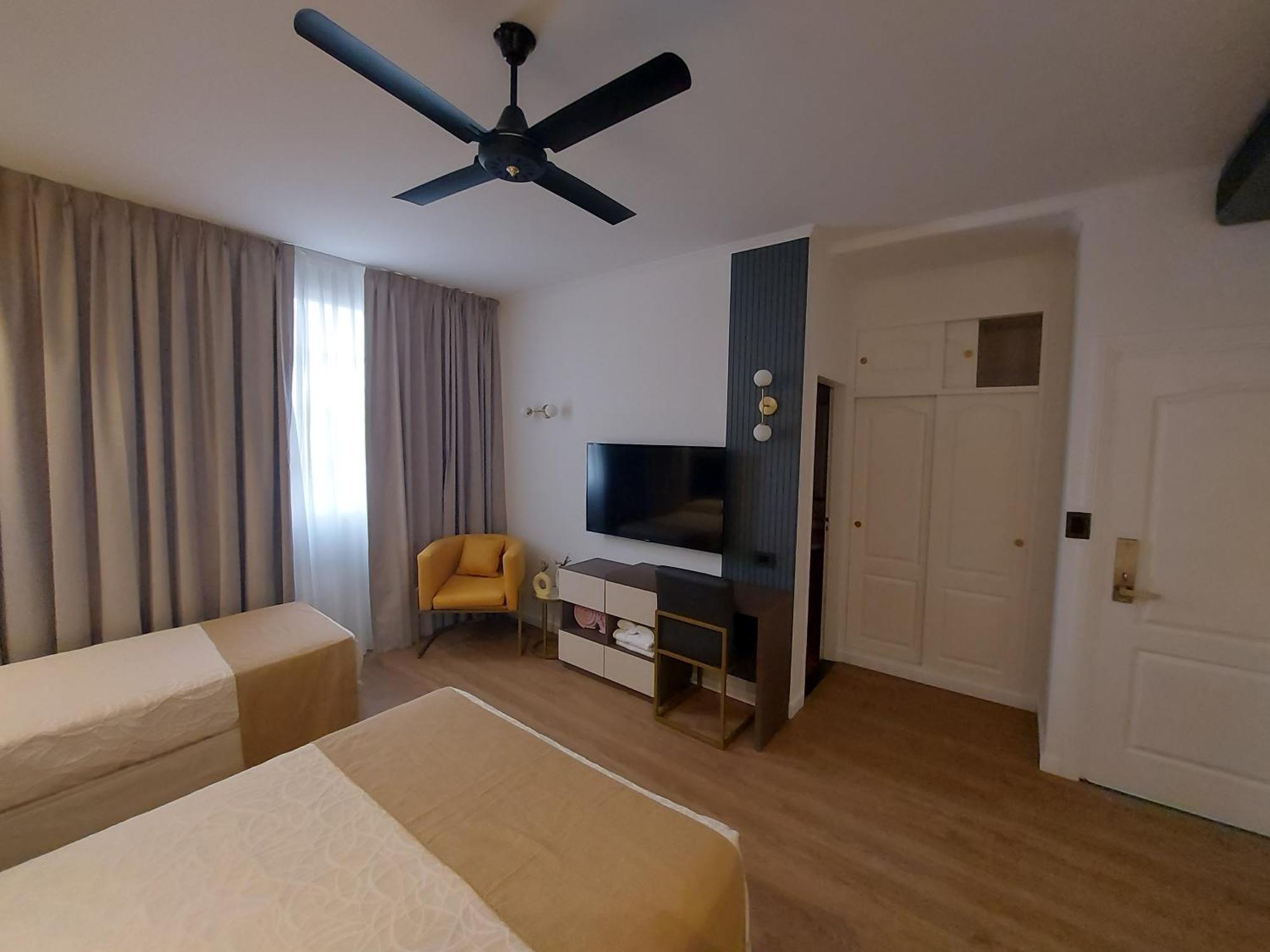 Hotel Internacional บัวโนสไอเรส ภายนอก รูปภาพ